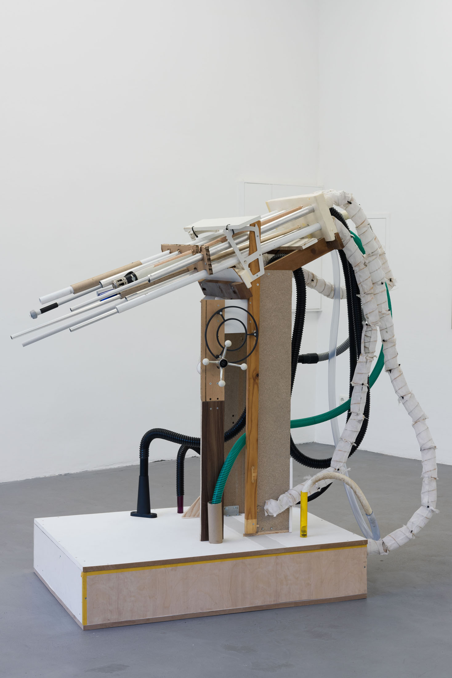Aden miller at neuer essener kunstverein 5