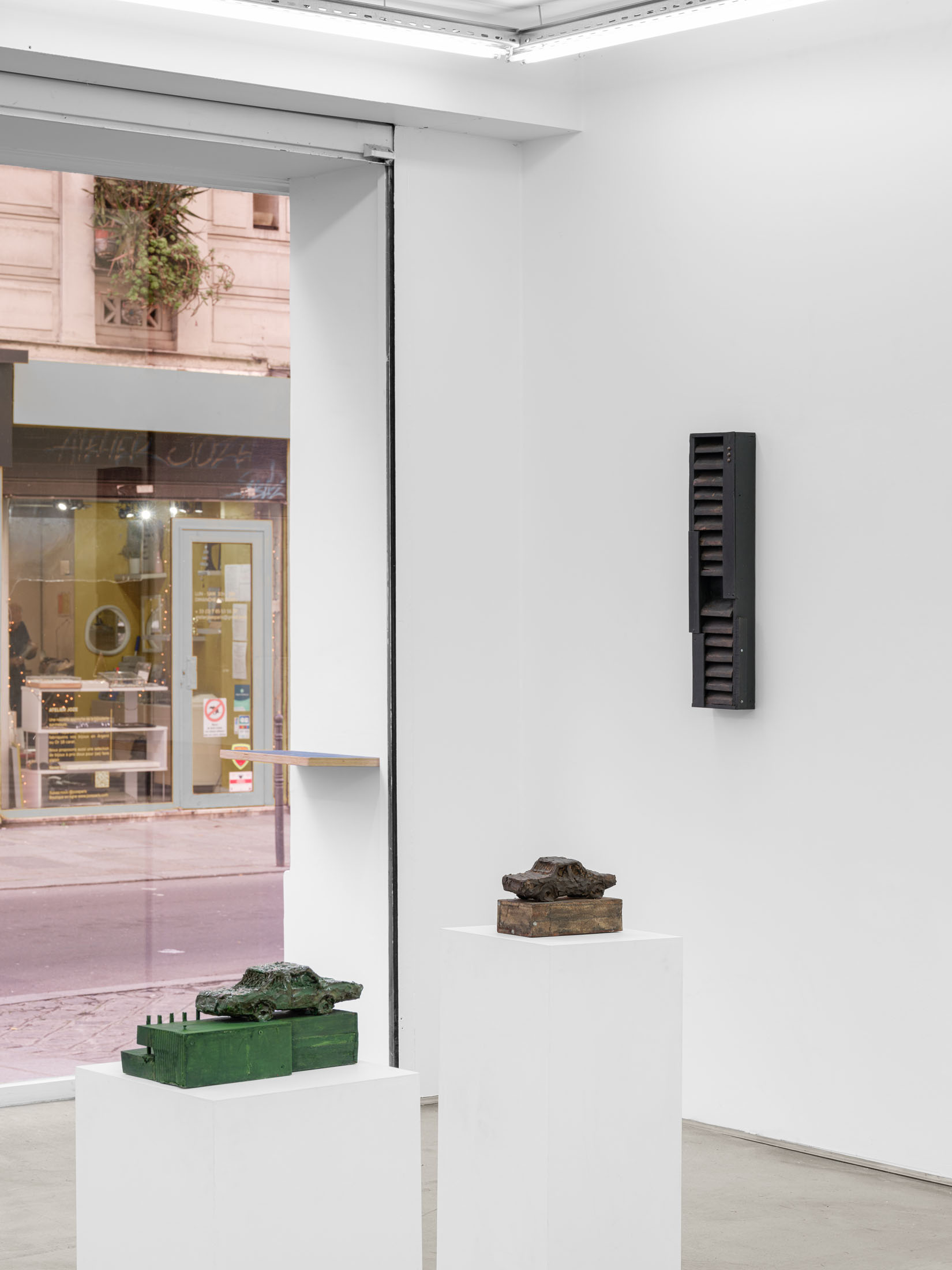 Julian farade and hélène labadie at galerie derouillon, paris 8