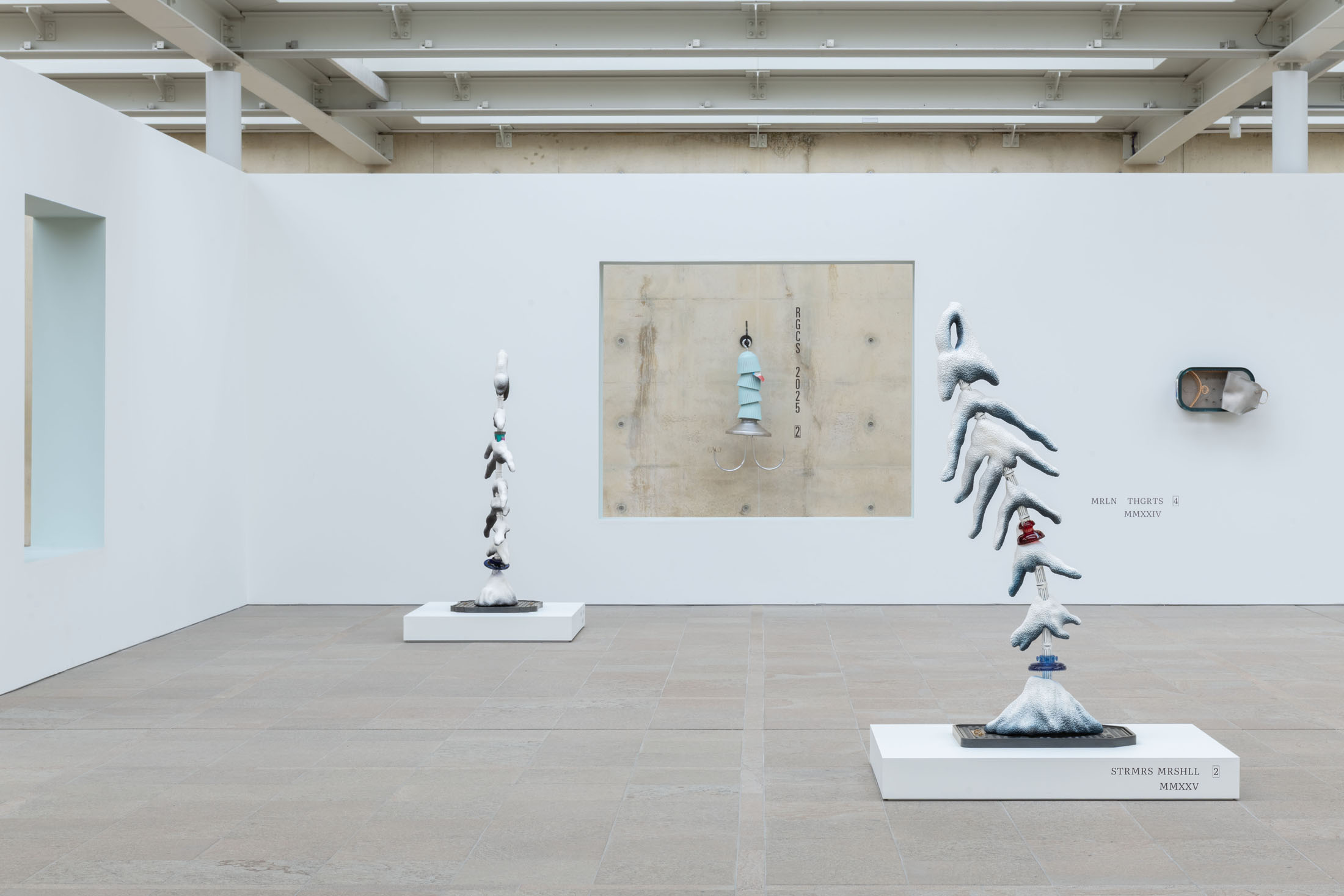 Magali reus at museum beelden aan zee, the hague 38