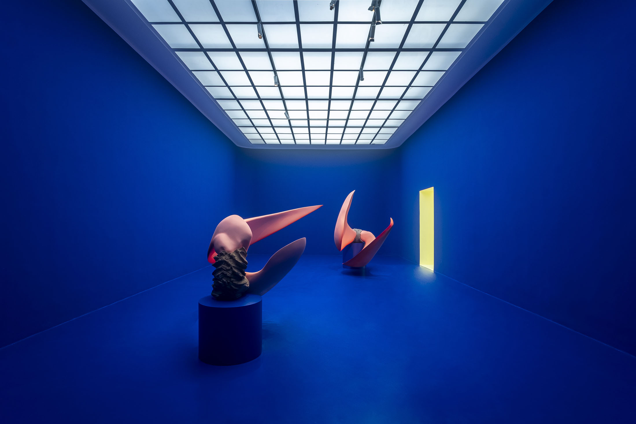 Kv h teresa solar abboud self portrait as a pregnant woman © mathias voelzke