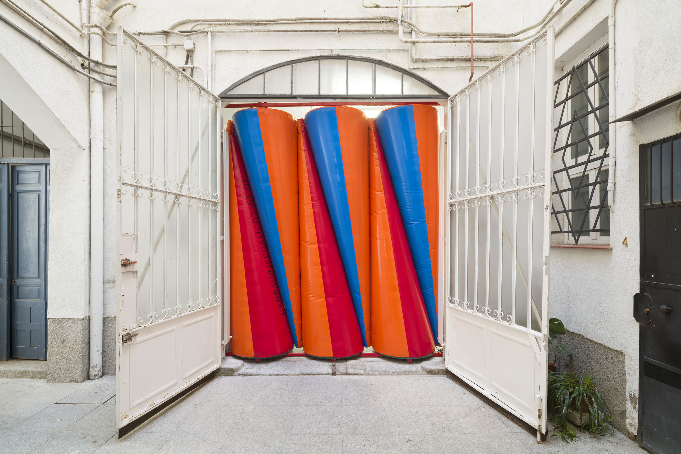 Laia estruch at galería ehrhardt flórez, madrid 1