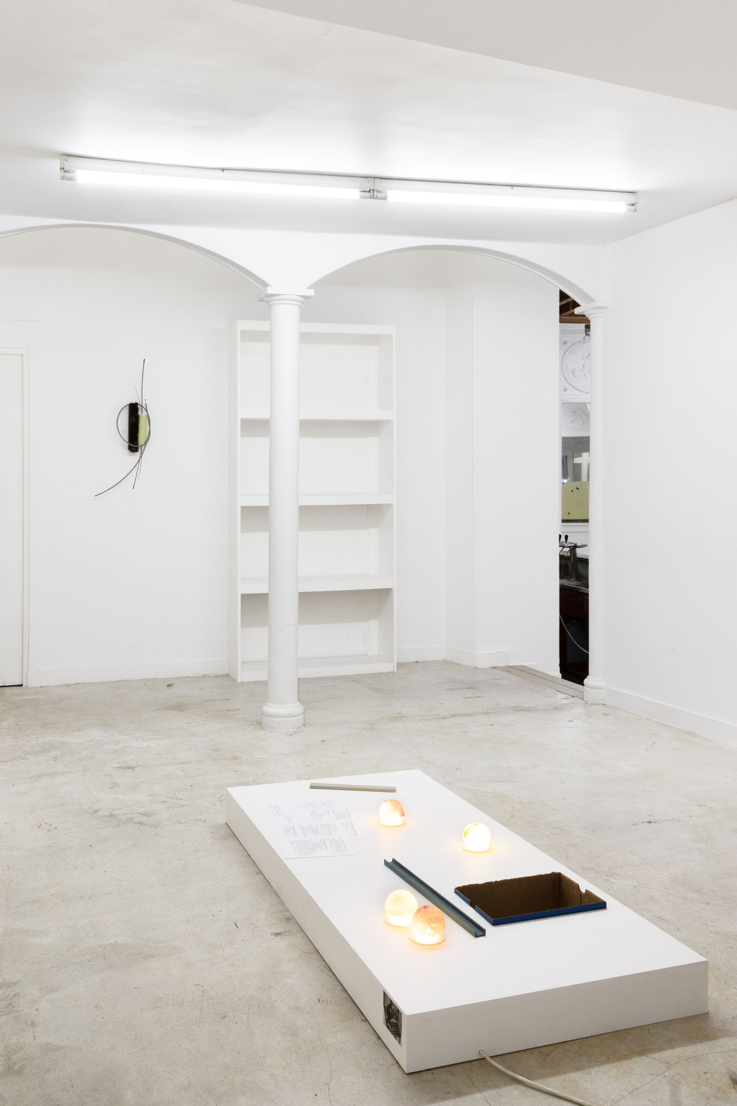 A Certain Distance at Café des Glaces, Tonnerre