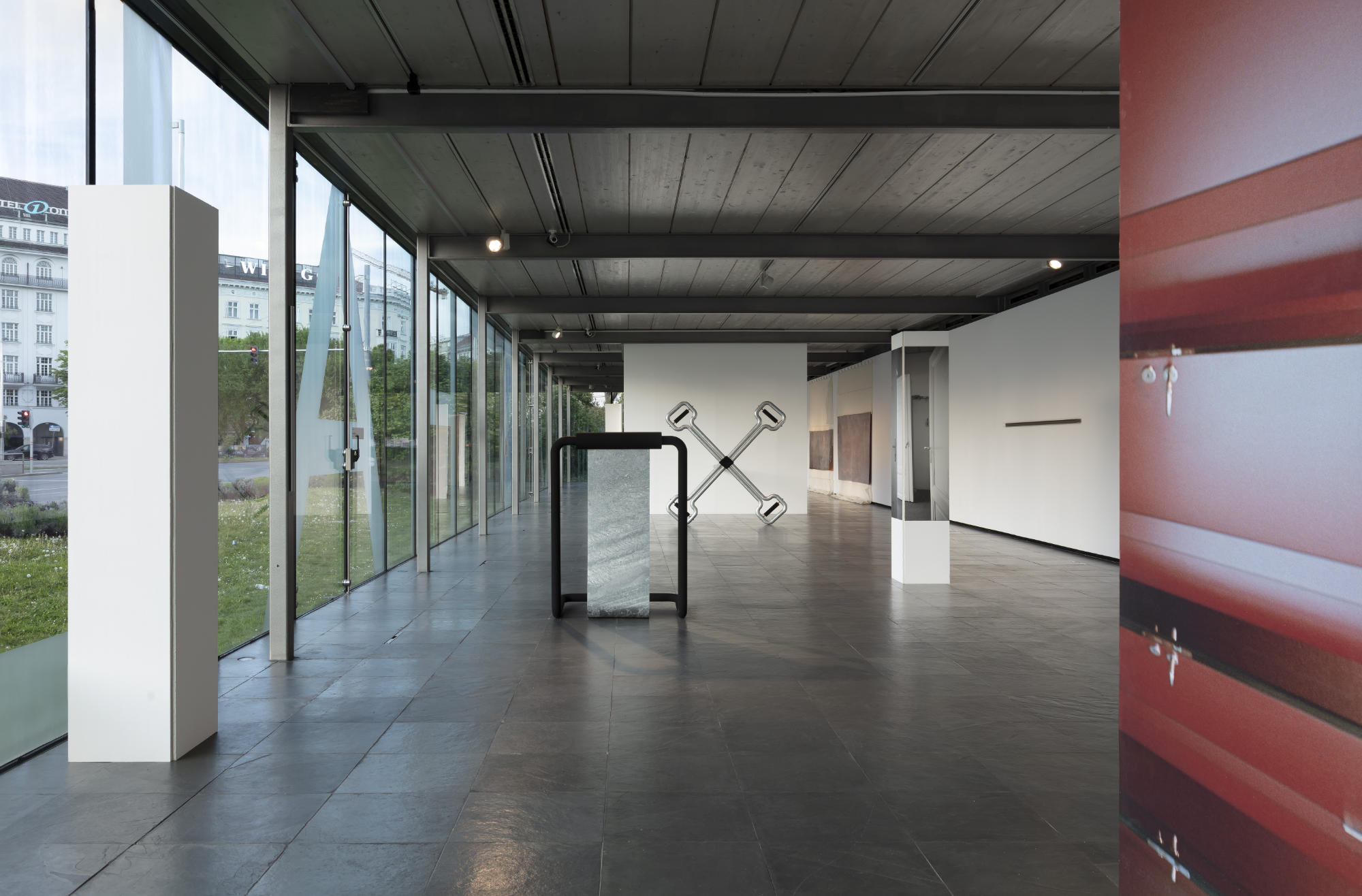 Lebt und arbeitet in Wien at Kunsthalle Wien