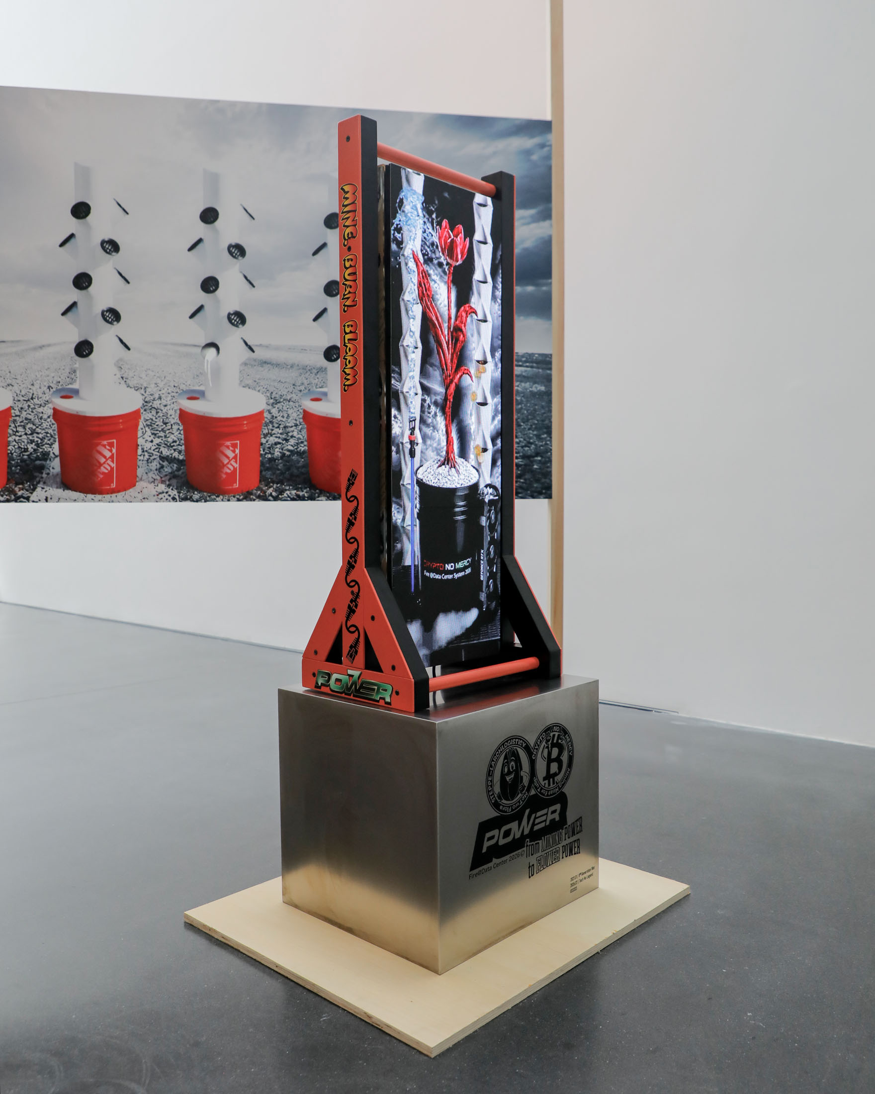 Jinkun Zhu at Beijing Inside Out Art Museum